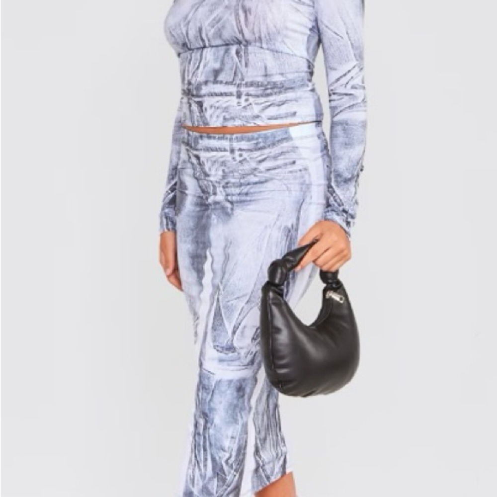 PRETTYLITTLETHING Denim Print Long Sleeve Crop Top Midi Skirt Set Size US 10